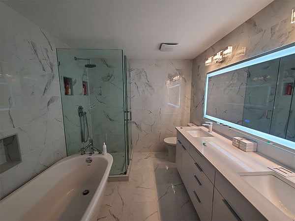 Bathroom renovation example by Vista Builder